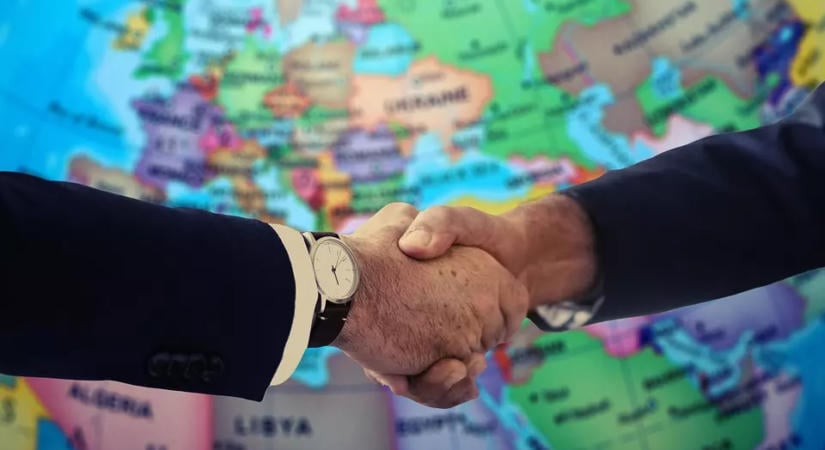Stratégiai együttműködésben állapodott meg a cseh és az olasz kormányfő