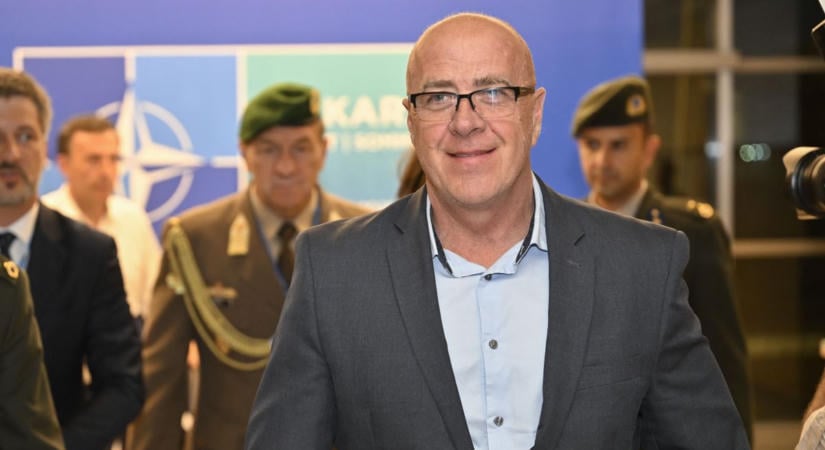 Budapesten mondta ki a NATO-parancsnok: nem vagyunk békében, de háborúban sem