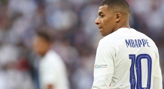 "Mbappé nagyszerű játékos, de egyetlen labdarúgó sem fontosabb a klubnál"