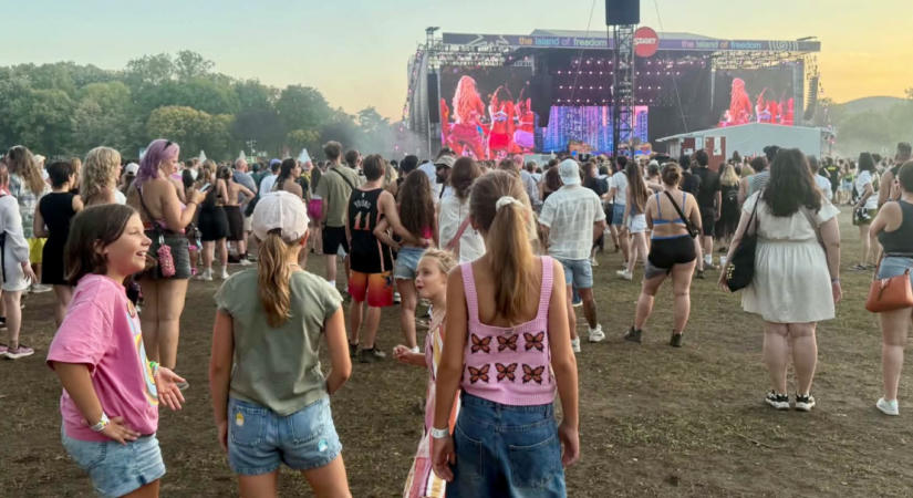 Kipróbáltuk a fesztiválozás legextrémebb formáját: négy, tíz év alatti gyerekkel mentünk ki a Szigetre