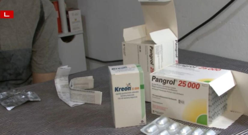 Alig kapható, akkor is a rendes ár többszöröséért két hasnyálmirigy-betegeknek való enzimpótló