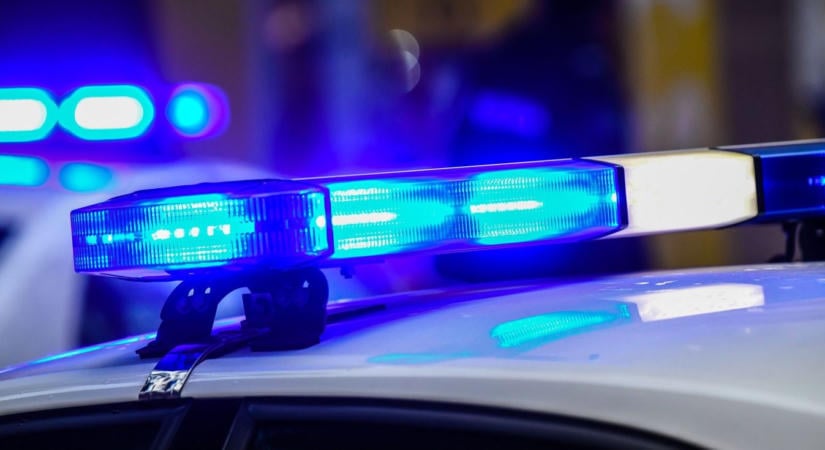 Halálos baleset történt az M3-ason: álló munkagépnek csapódott egy autó Hatvannál