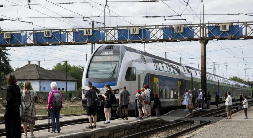 Biztosítóberendezési hiba okoz késéseket a Székesfehérvár–Veszprém vasútvonalon