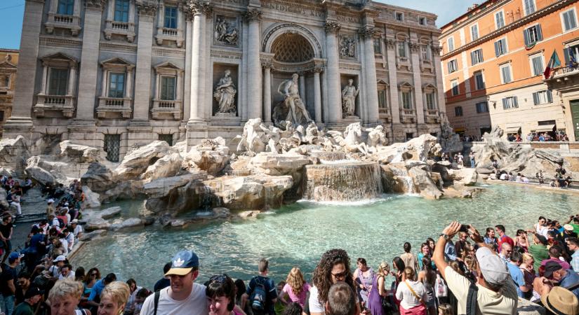 Közösségi média vs. valóság: így néznek ki igazából a turisták kedvenc úti céljai