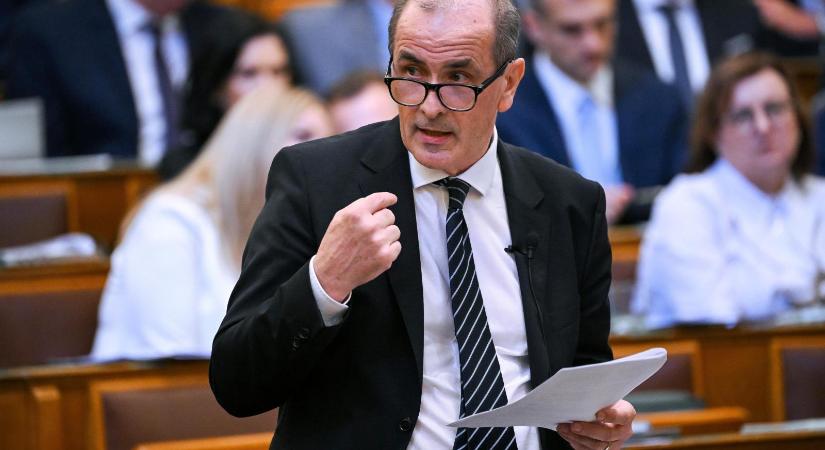Hegedűs Zsolt: A sürgősségi osztályok betegforgalmát is befolyásolja a hőség, aki teheti, vigyen magával vizet