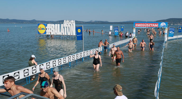 Ez várható a Balaton-átúszáson, üzentek a résztvevőknek