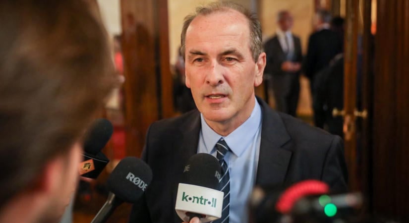 Megszavazták: ismét kötelező lesz a kamarai tagság az orvosoknak
