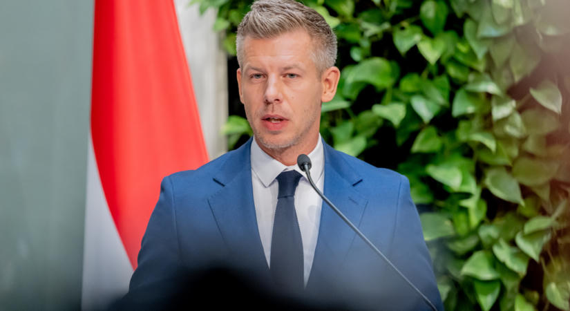 Magyar Péter: Botrányos, hogy Kövér László nem fogott kezet Kőszegi Krisztiánnal