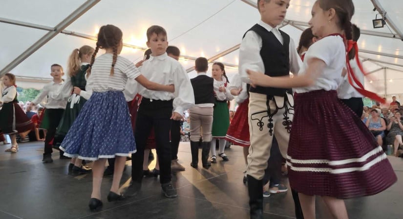 Így formálják a magyar kulturális életet a Fehér megyei szórványban