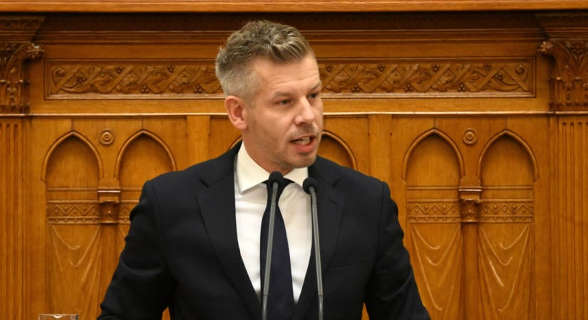 Magyar Péter szerint táskákban hordták a milliárdos kenőpénzeket Magyarországon