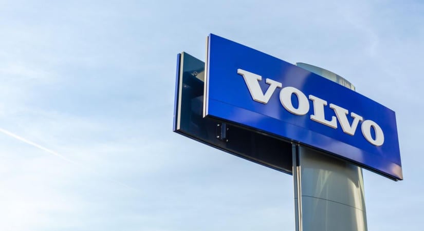 Elindult a termelés az új autógyárban: kiderült mikor kezdődik Volvo sorozatgyártása – a kínai óriásnak is kapóra jön