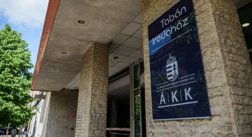 Most kiderül, honnan szerezne pénzt a kormány a magasabb költségvetési hiányra