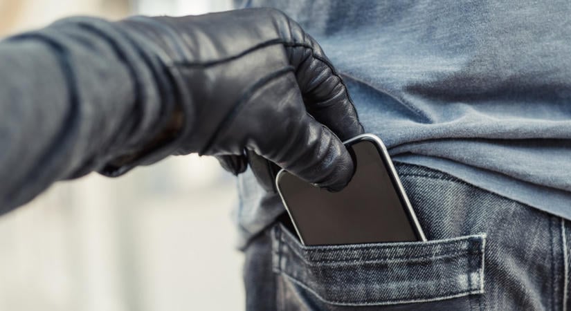 A titkos 5 karakteres kombináció, amit minden mobiltelefonon tüstént tárcsázni kell: kemény lépés tolvajok ellen