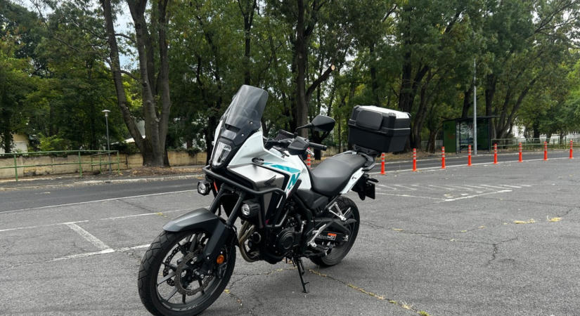 Váltás kuplung nélkül: kipróbáltuk, hogyan működik a Honda NX500-nál az E-Clutch