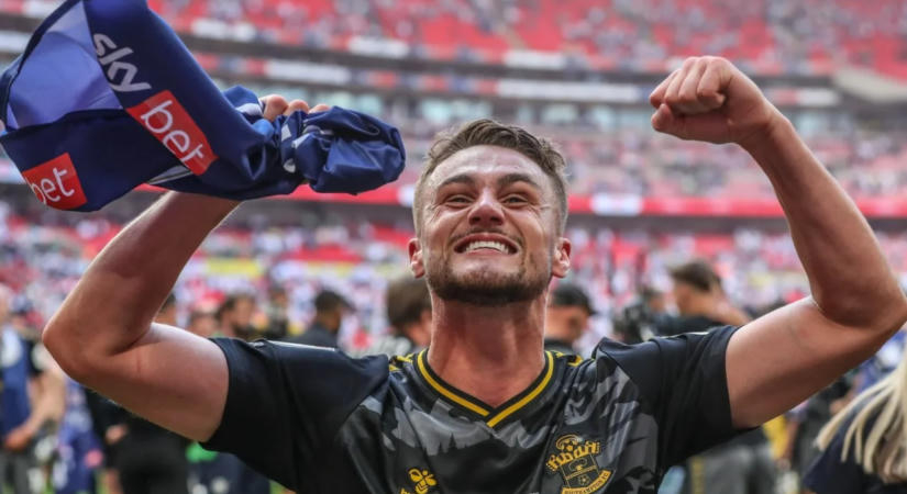 HIVATALOS: Taylor Harwood-Bellis az Aston Villa játékosa lett