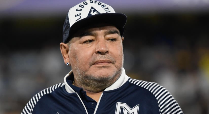 Vádat emeltek Diego Maradona orvosa ellen, szándékos emberölés miatt