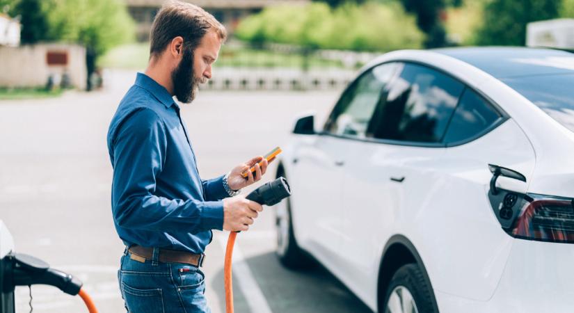 Rengeteg új autót tesztelhetsz szabadon fillérekért: itt a teljes márka és árlista!