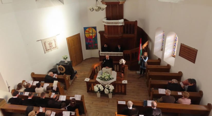 Száz éve szentelték fel a székkutasi református templomot  fotók, videó