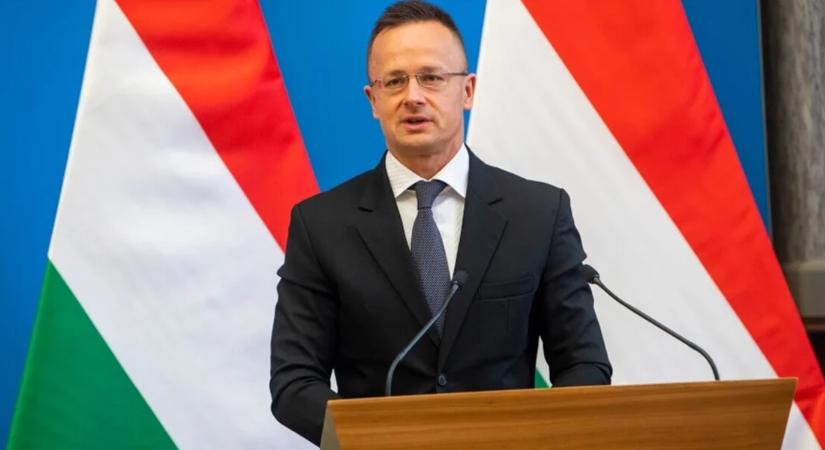 A nemzetbiztonsági bizottságban kérdezné Szijjártó Pétert a Tisza Párt