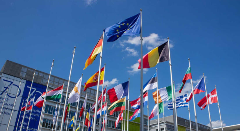 NATO-szolidaritás: elrettentést és védelmet ígérnek