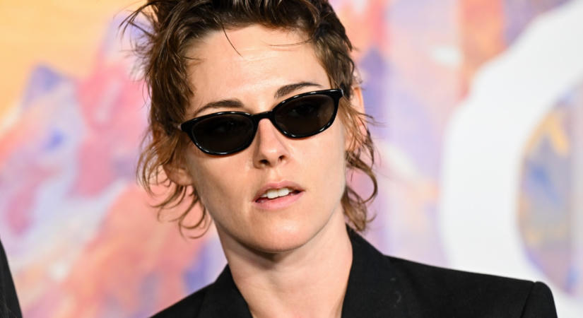 Nadrág nélkül sokkolt a vörös szőnyegen Kristen Stewart: a hollywoodi sármot most elfelejthetjük