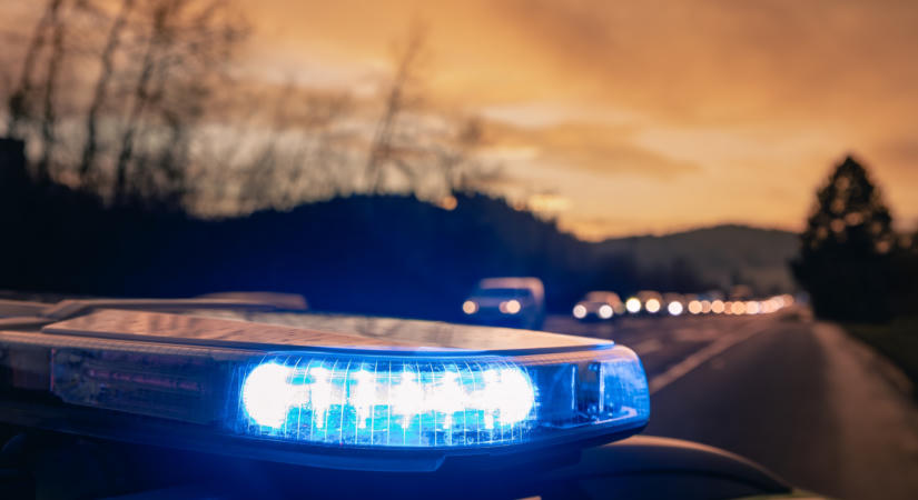70 évesen került börtönbe a jogsi nélkül vezető férfi