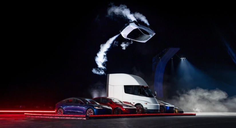 Ez lett Elon Musk új játékszere, ami egy repülő Tesla