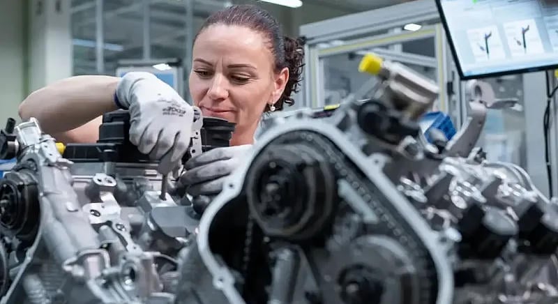Tovább hátrálhat az EU a belső égésű motorok betiltásától