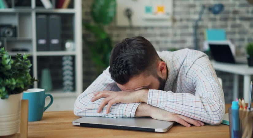 Állandóan kimerültnek érzed magad? Nem vagy egyedül, itt a megoldás