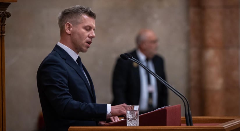 A kormány már 362 milliárdot átutalt Brüsszelnek, miközben a 9,1 milliárd eurós RRF-pénzről még nincs döntés