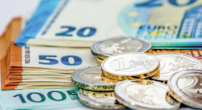 Hangyányit erősödött a lej az euróhoz képest