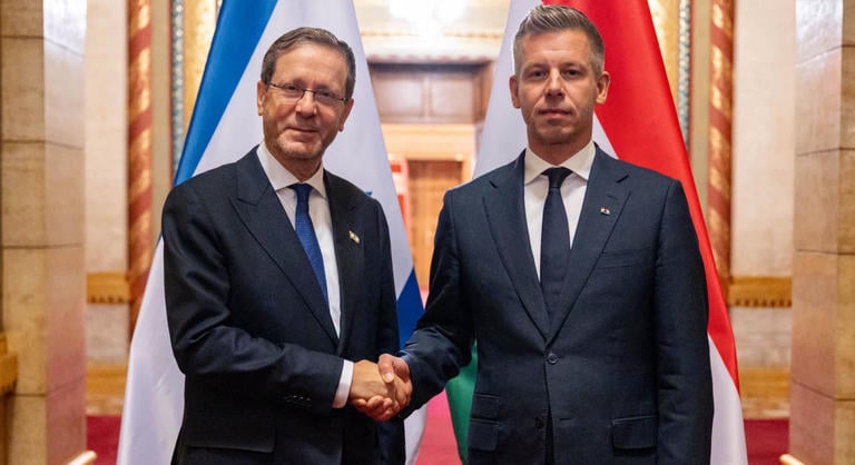 Magyar Péter Budapesten fogadta Izrael elnökét, izraeli látogatásra is meghívták