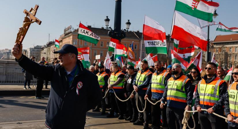 Bencsik Gábor: Nem veszem észre, hogy Putyin zsarolna minket