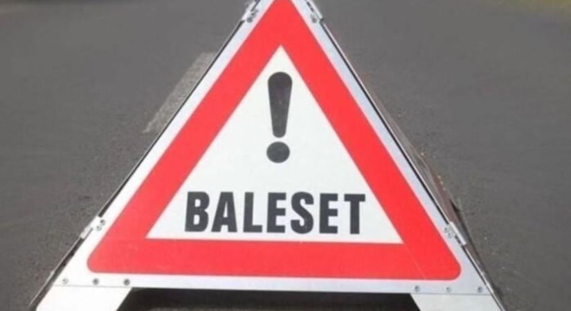 Karambol Szombathelyen, teljesen lezárták az utcát