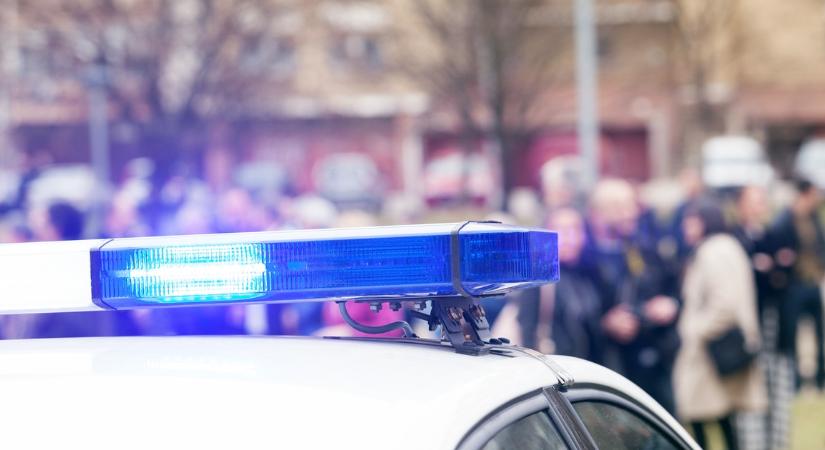 Rejtélyes eset: holttestet találtak a szolnoki lakótelepen
