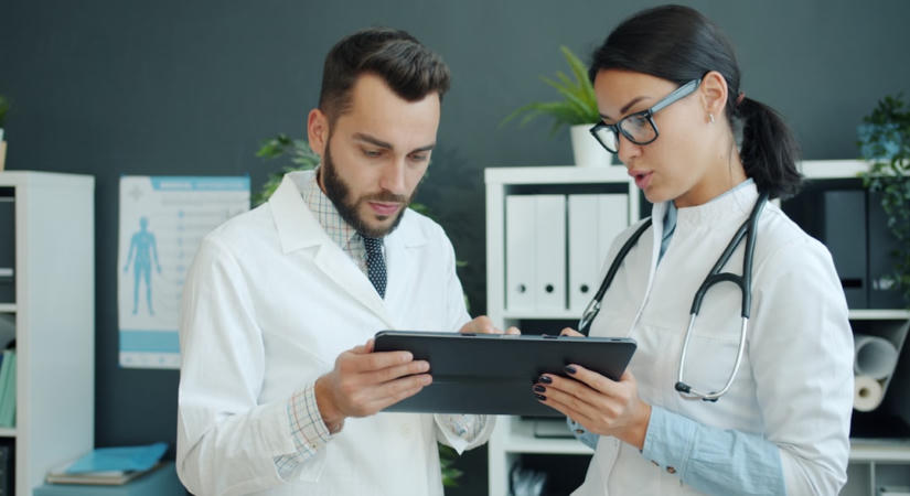 Ingyen Wi-Fi helyett AI-tokeneket osztogat egy pekingi bár