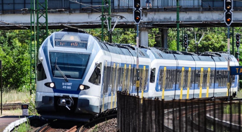 Friss: megállt a győri fővonal, Tatabánya és Tata között nem közlekedhetnek a vonatok