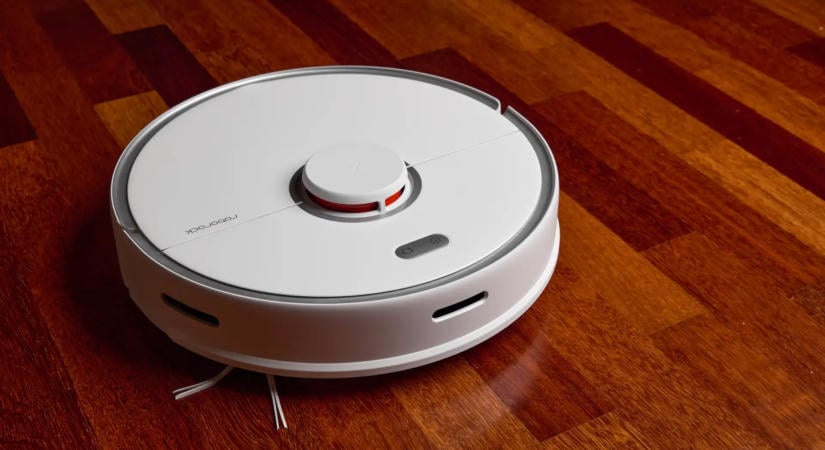Robotporszívóval bizonyította a felesége hűtlenségét, öt hónap börtönt kapott érte