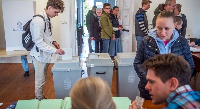 Ledarálják az áprilisi országgyűlési választás szavazólapjait