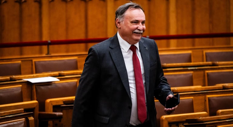 Ha szeretne nemzeti parki igazgató lenni, még két és fél hete van jelentkezni