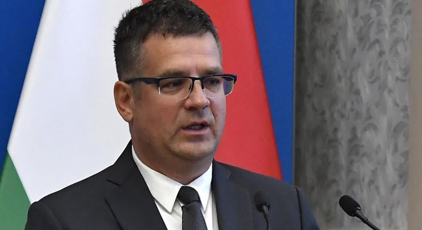 Letartóztatták Seszták Miklóst – „Lobogjon a Tisztítótűz!”- reagált Magyar Péter