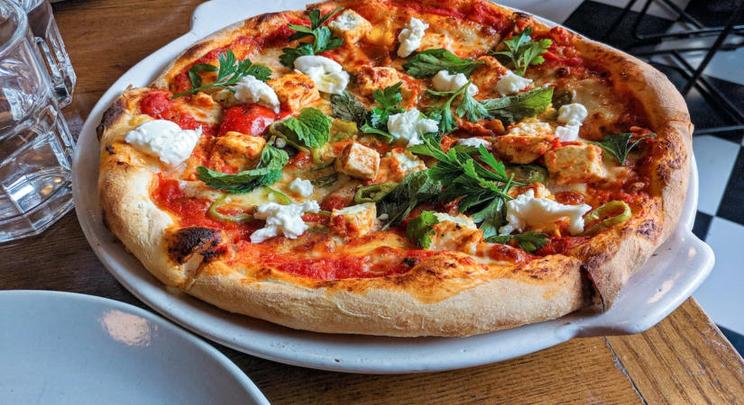 Gluténmentesen is lehet isteni a pizza – mutatjuk a receptet!