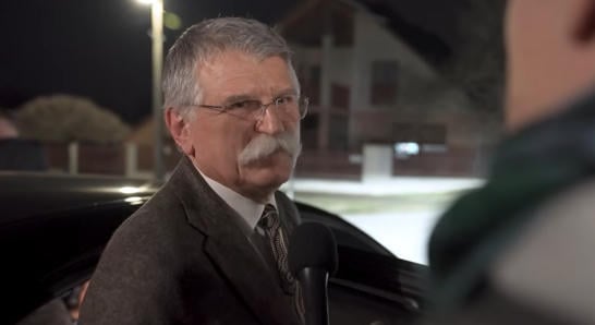Kövér bengáli tigriseket kívánt a tiszásoknak az ünnepléshez