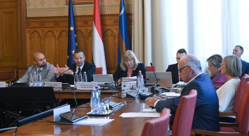 30 évre visszamenőleg keresik a visszaéléseket a végrehajtói rendszerben