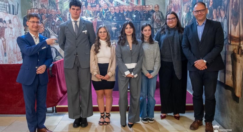 Jubileumi közgyűlést és tisztújítást tartott a Székesfehérvári Diáktanács