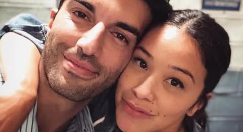 Óriás öleléssel köszöntötte volt kolléganőjét Justin Baldoni - újra közös projekten dolgoznak!