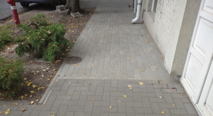 Sikeres az önerős járdaépítési program