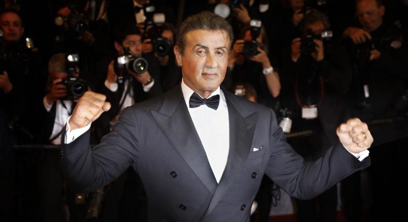 A ferde mosoly, ami meghódította az akciófilmeket: a 80 éves Sylvester Stallone népszerűsége nem kopik