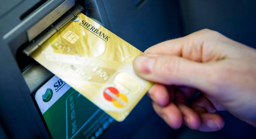 Újabb karbantartások lesznek az egyik hazai banknál, egyes ATM-ek sem fognak működni