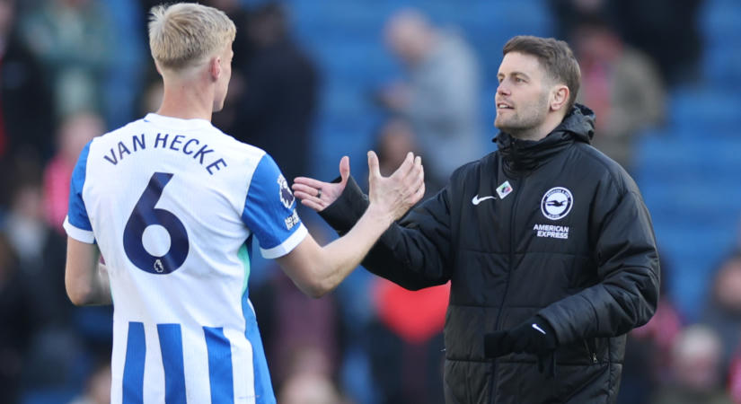Gáláns gesztus: Premier League-sztárok fizetik a sarki körre utazó szurkolók jegyeit